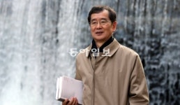 조남현 서울대 교수 “7년간 새로 쓰다시피 재집필, 짜릿합니다”