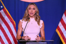 ‘PD출신’ 트럼프 며느리, 황금시간대 방송 진행