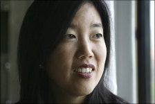 한국계 워싱턴 교육감 “미셸 리는 美 관료주의와 대결”