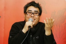 여균동 감독 “검계의상 때문에 앙드레 김 작품도 빌려왔다.”