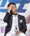 하정우 "10년 다닐 스키장 이번에 다갔죠"