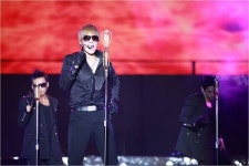 김현중, 中 초대형 콘서트 파이널 무대…절정의 인기