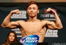 최두호 UFC 데뷔전 18초 승리,