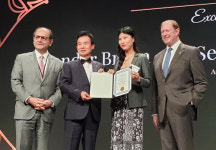 신용호세계보험학술대상에 장크트갈렌대학 브라운 교수 연구팀 선정