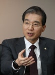 변협 회장 “대안 없이 검수완박부터 강행… 국민이 피해볼 것”