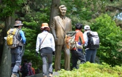 “죄인 우상화 안된다”…5·18에 불 붙은 전두환 흔적 지우기