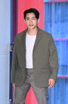 "훌륭하다" NYT가 오스카 후보로 추천한 한국 배우는