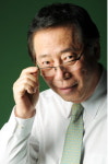 ‘악역만 40여년’…영화 첫 주연 ‘진화하는’ 배우 변희봉