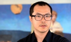 팔색조 예술인 백현진 “내 직업은 화가와 가수, 융합없이 즐겨… 연기는 제안 올 때만…배우는 아니죠”