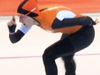 뷔스트, 동성애 선수 중 대회 첫 메달