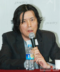 이창동 전 장관 "친구 문성근, 새 정치 열어 가리라 믿는다"