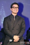 정준, 무대 위에서 환하게 웃으며…