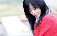 작사가에서 가수로…"창작의 압박감, 최대한 즐긴다"