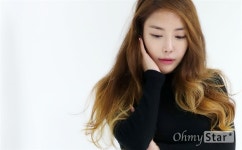<슈가맨> 이후 4개월, 그녀는 마이크를 놓지 않았다