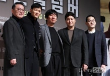 대선후보 암살범 된 강동원, <골든슬럼버> 이렇게 나왔다