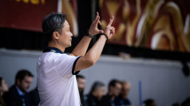 월드컵 첫승 올린 U-19 농구 이세범 감독 "모두가 수훈선수"