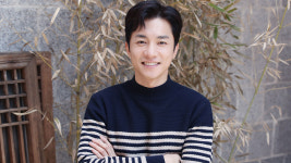 배우 김영민 "연극 덕분에 성장…행보 잘 밟아갈 것"