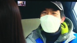 열흘째 의식불명 택배기사…‘심야배송 중단·인력 지원’ 약속은?