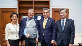 박진, 미 의회 친한파·전직 주한 미대사 만나 한미동맹 지원 당부