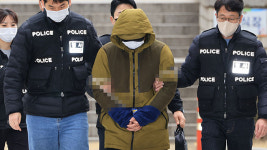 ‘아내 살해 혐의’ 변호사, ‘전직 국회의원’ 아버지 증인 채택
