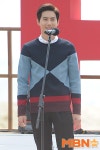 글로리데이 수호, 엑소 아닌 배우로 인사…“배우 김준면”