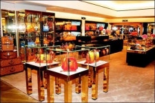 배우 최정원, 화보촬영에서 루이까또즈 2012 FW 컬렉션 선보여 外