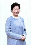 14년만의 컴백 원미경 "주름이 부끄럽지 않아요"