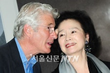 리처드 기어 “사진은 정치적 작업, 개인적인 즐거움 느껴”