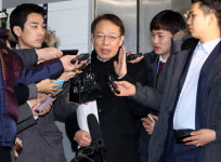 특검, 우찬규 학고재화랑 대표 소환…우병우 3억대 그림 매입정황 조사