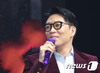 컴백 MC몽, 병역기피 논란 후 8년 만의 공식석상 “치아 상태는..”