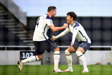 손흥민 마침내 ‘아홉 수’ 풀었다 ¨ 리즈 유나이티드전에서 ‘토트넘 100호골’