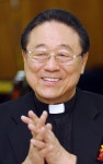 “사랑은 거짓이 없어야 합니다”
