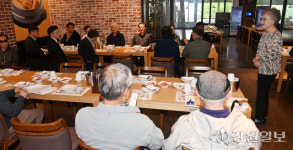 김길소 전 강원일보 전무이사 유고시집 발간 모임