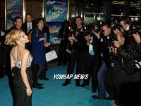 브리타니 머피/BRITAIN FILM PREMIERE  HAPPY FEET