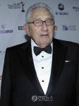 국제 에미상 참석한 헨리 키신저