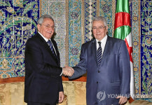 라울 카스트로 의장, 알제리 방문