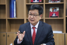 AI 스타트업 규제 완화…국민의힘 김장겸,