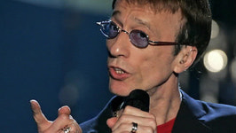 팝그룹 비지스 싱어 로빈 깁 사망