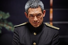日배우 츠루미 신고,
