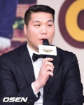 미스틱 측 "서장훈 연예 활동 돕는다..방송인 전직 아냐"