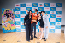 "B급+병맛"...