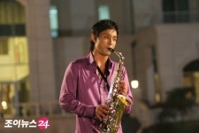 탤런트 이재황, "가수 꿈 이뤄 기뻐"