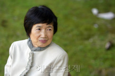 ‘아름다운 우리의 이웃’박완서의 생애와 문학세계