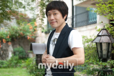 개그맨 조영빈, 열 살 연하 미모의 일반인과 결혼