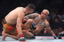 "이런 KO패는 정말 처음이었다!"→토푸리아의 막강 파워에 진심으로 놀란 올리베이라