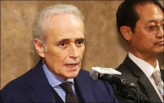 호세 카레라스가 무대에서 쓰러졌어야 할까