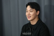 밝은 표정의 배우 이서준