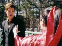 영화배우 유지훈, 흉기든 강도 붙잡아 화제