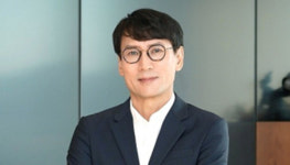 홍은택 前 카카오 대표, 작년 연봉 30억 챙겼다…"고문 계약 영향"