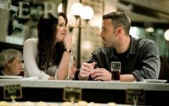 장르적으로 도취적인 매력을 가진 <타운>